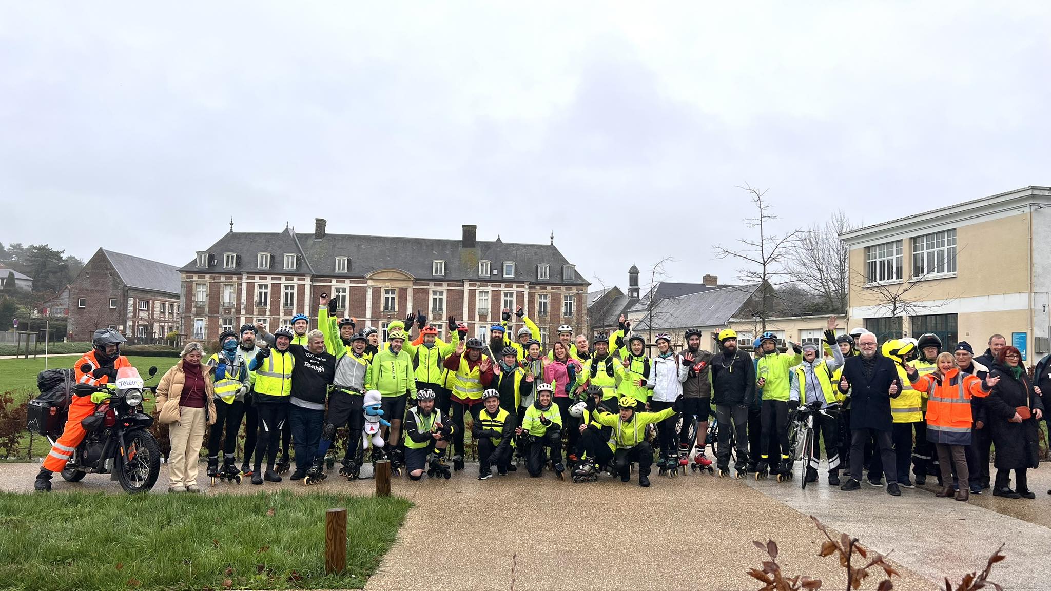 Lire la suite à propos de l’article « 10 000 roulettes pour le Téléthon » : arrivée au Château de Chantereine