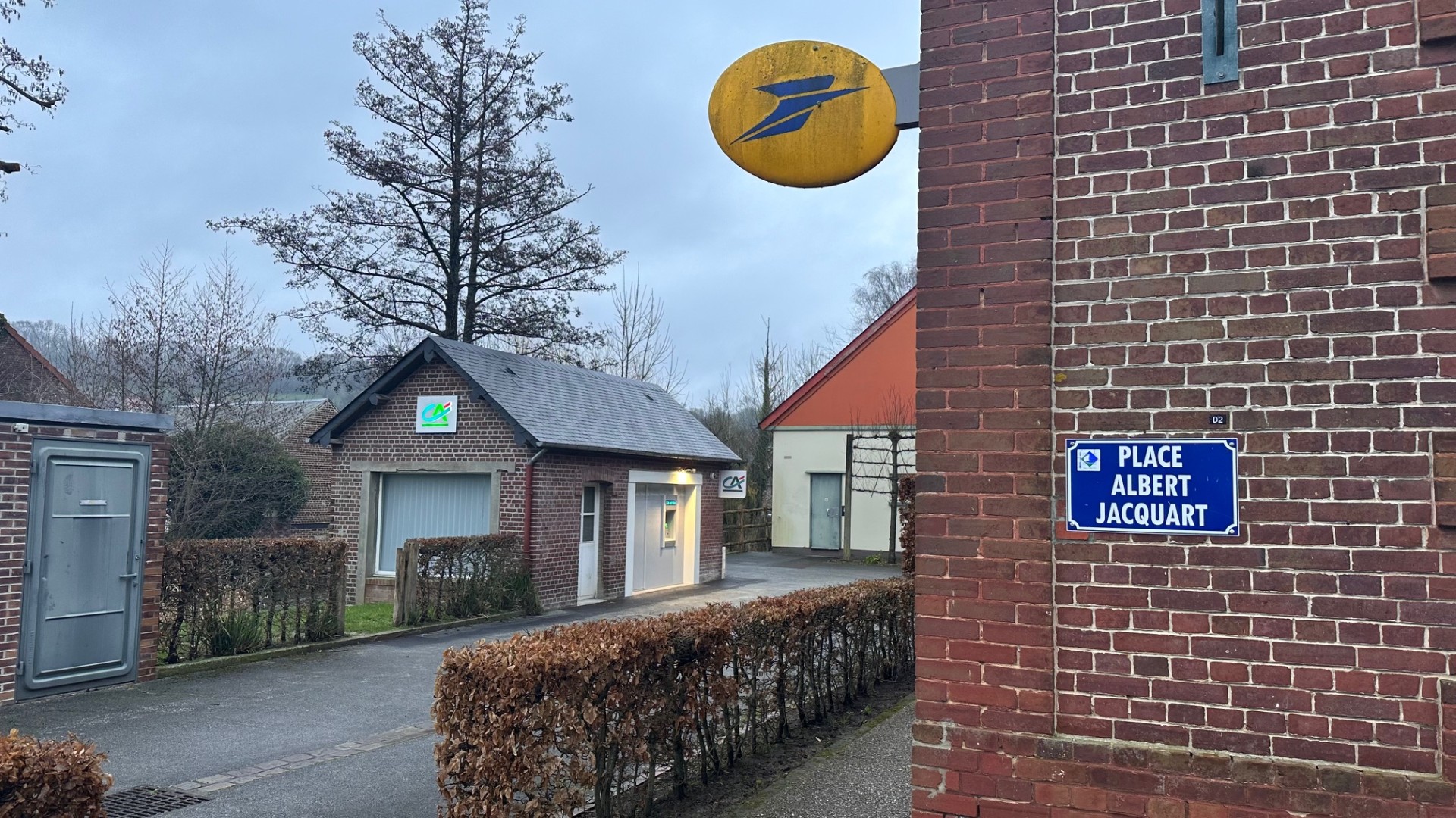 Lire la suite à propos de l’article Distributeur automatique de billets